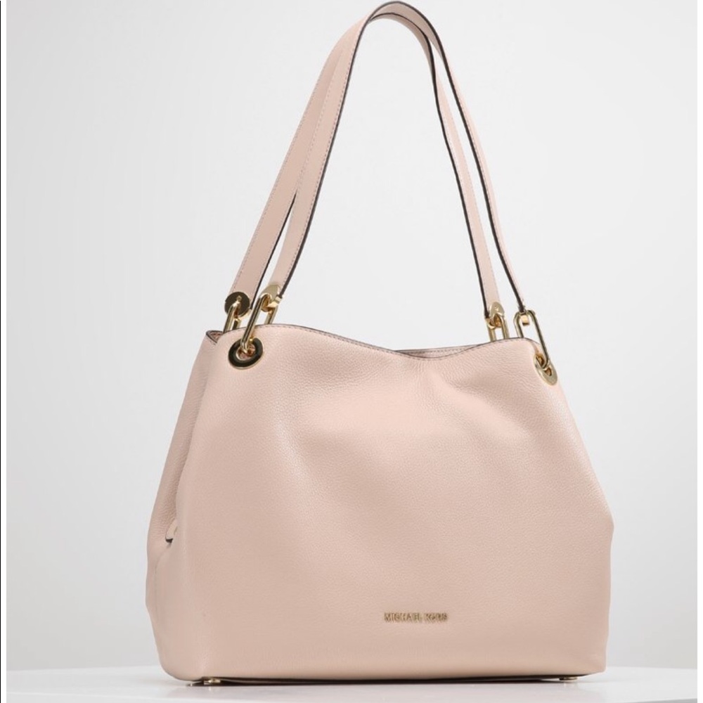 Sold on Mrcichael Kors shoulder Bag - Picture 1 of 6